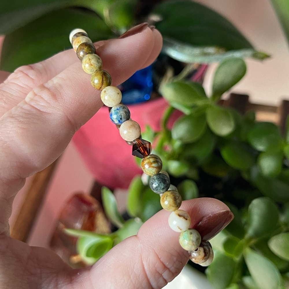 🤎💙7” Chrysocolla Gemstone Crystal Stretch Bracelet💙🤎